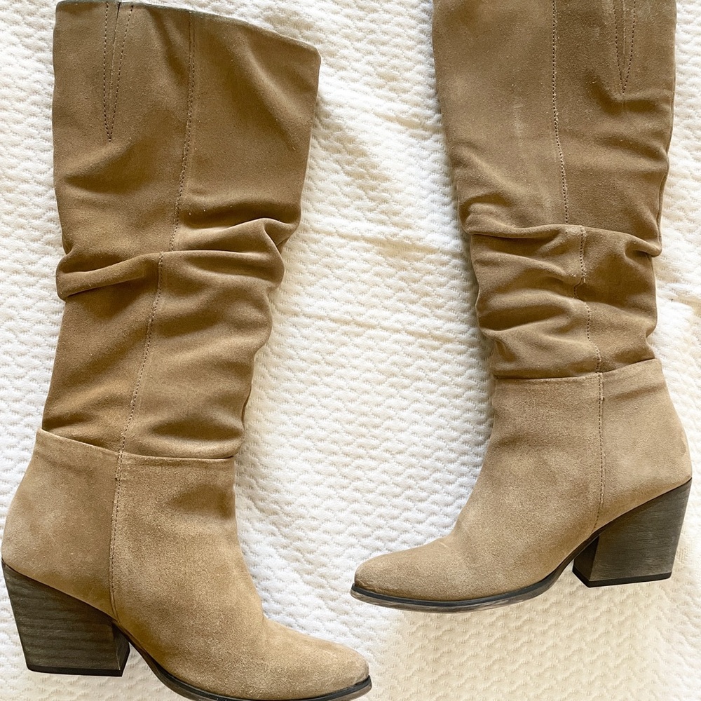 Crown Vintage Brown cow Suede Boots